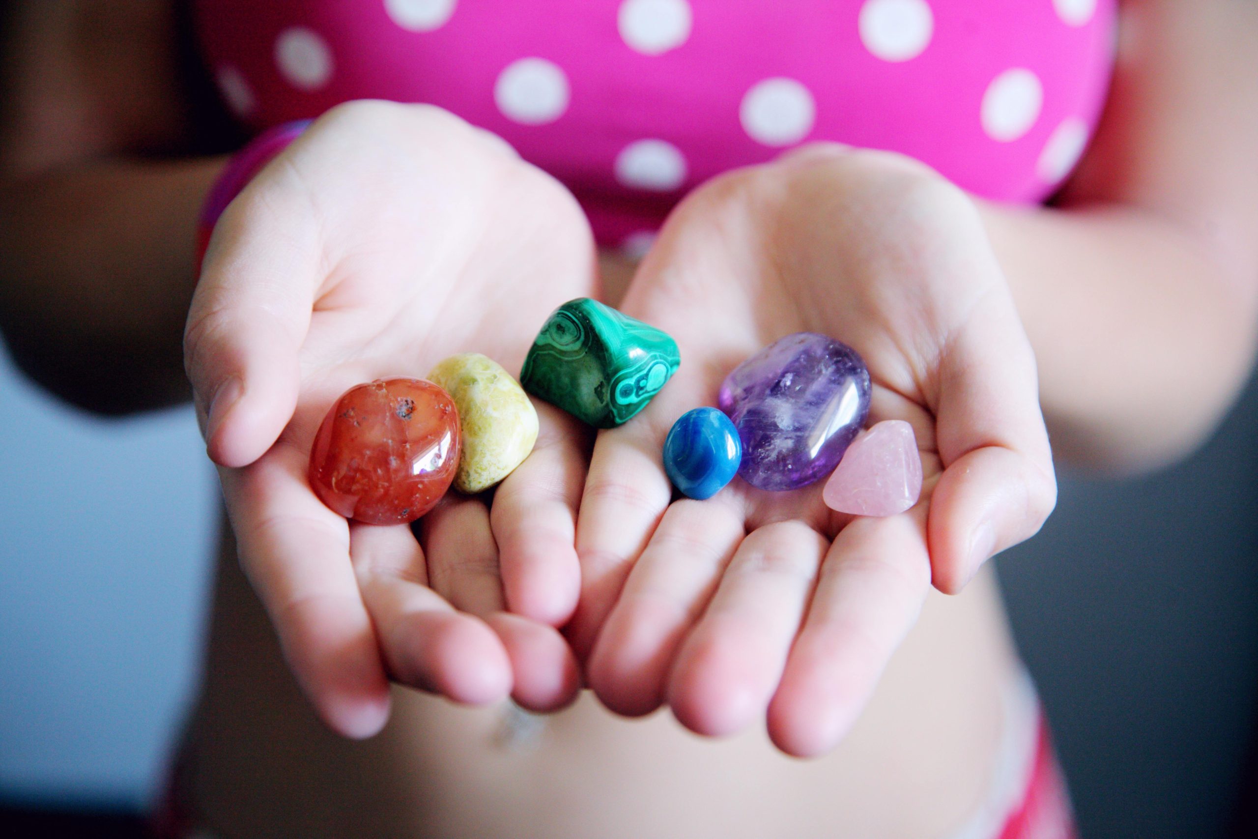 Explore our comprehensive A–Z gemstone guide featuring rare and popular gemstones, their varieties, and meanings. Perfect for collectors, jewelers, and gemstone lovers! ✨